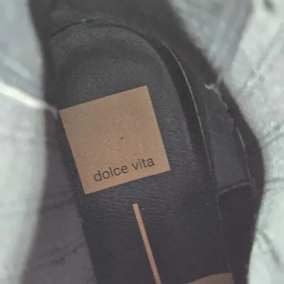 Dolce Vita Castor H2O Booties Womens 9 Waterproof Black Leather Lug Sole Chelsea - Picture 12 of 12